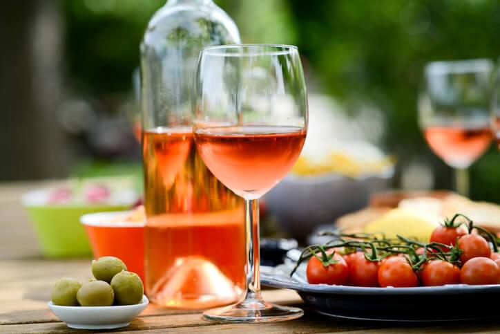 Les bons vins roses pour l'ete caviste a montreuil sur mer